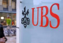 UBS to buy Credit Suisse in bid to halt banking crisis